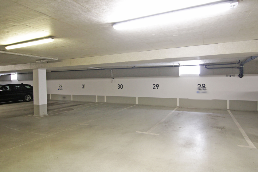 Geräumige Tiefgarage