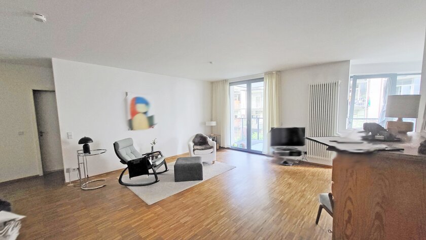 Bildschöne, modernisierte Altbauwohnung mit Parkett, EBK und 2 Balkonen! - Foto 2