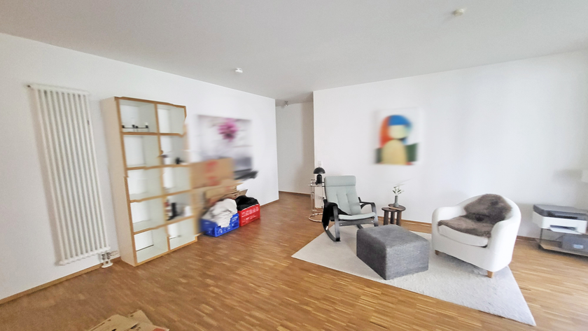 Bildschöne, modernisierte Altbauwohnung mit Parkett, EBK und 2 Balkonen! - Foto 1