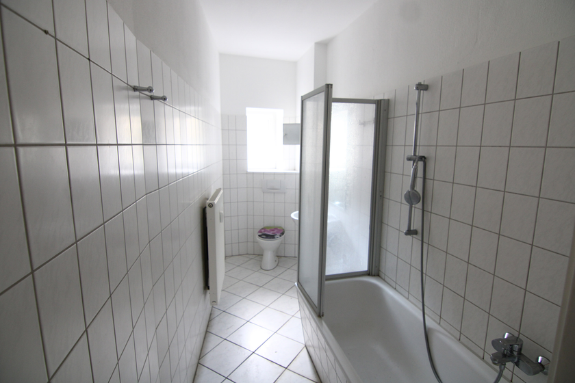Ab 01.10.2026: tolle Komfortwohnung mit Balkon, Einbauküche und Komfortausstattung - helles 1.OG! - Foto 5