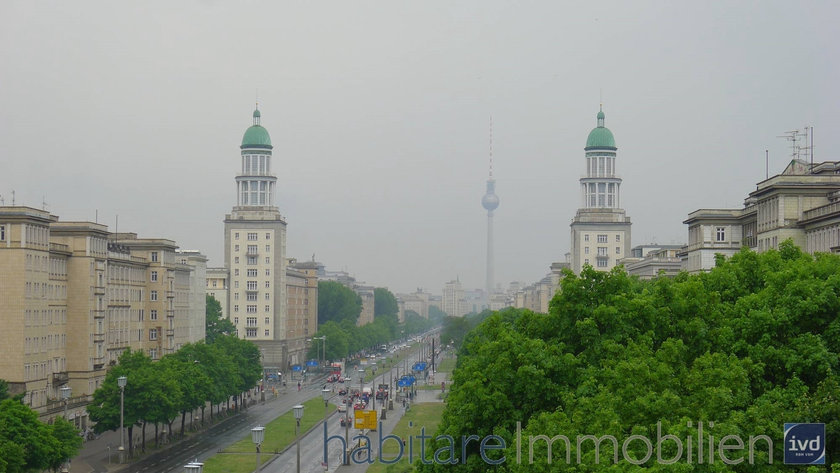 Fernsehturm! (gezoomt)