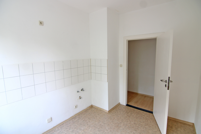 Altbauwohnung mit Duschbad im hellen 2.OG - Sophienstraße! - Foto 4