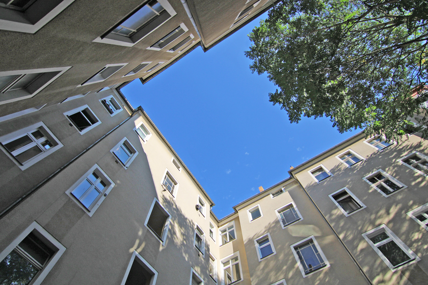 Tolle Altbauwohnung mit Dielenböden - ruhige Lage am Wehneltsteig, mit Renovierungsbedarf - Photo 5