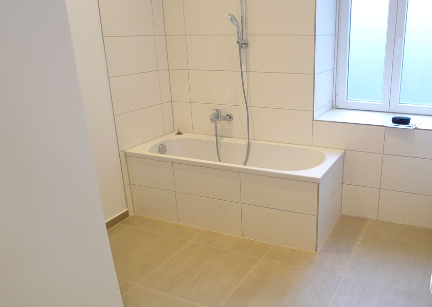Klassische Altbauwohnung mit 2 Balkonen in der Rodenbergstraße/Renovierungsbedarf - Photo 4