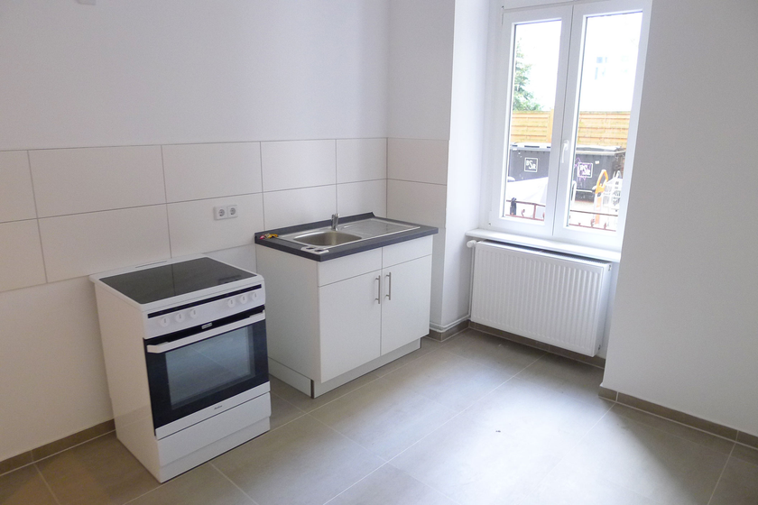 Klassische Altbauwohnung mit 2 Balkonen in der Rodenbergstraße/Renovierungsbedarf - Photo 3
