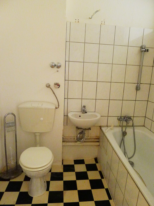 Klassische Altbauwohnung mit schönem Grundriss im hellen 2.OG - Emser Straße! - Photo 1