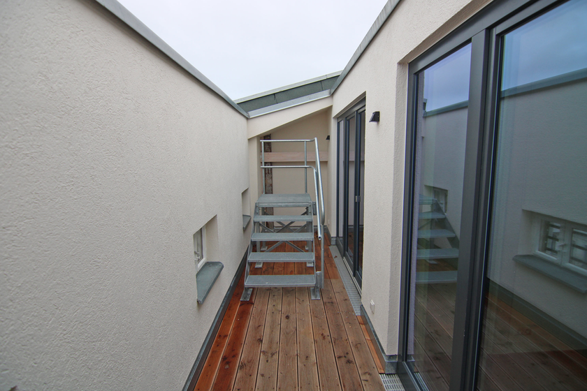 Terrasse (1 von 2)