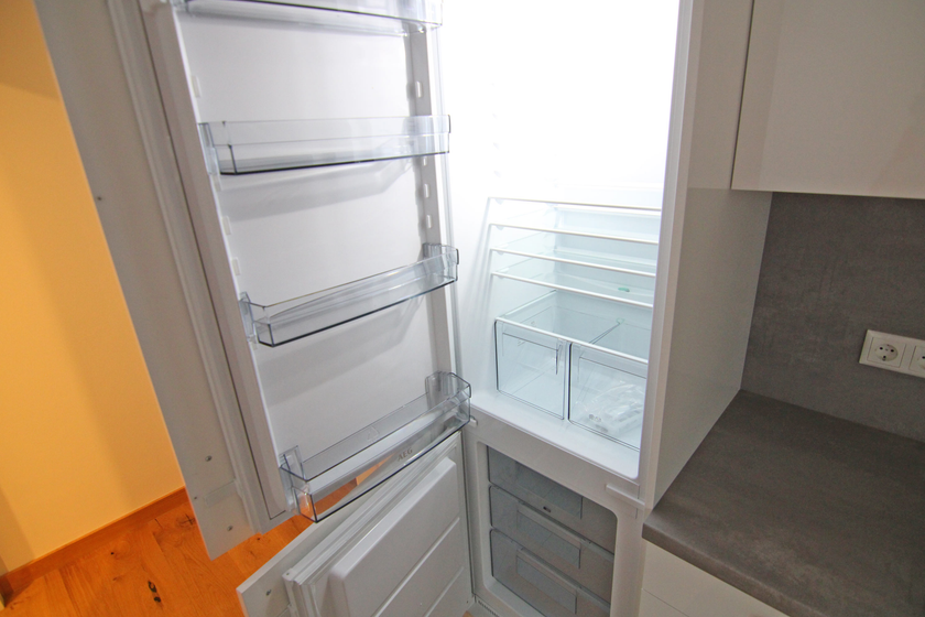 Küche mit toller EBK