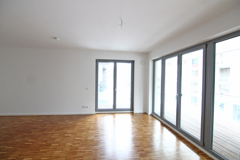 Erstbezug nach Totalmodernisierung: Prächtige, WG-geeignete Altbauwohnung in der Barfusstraße! - Foto 1