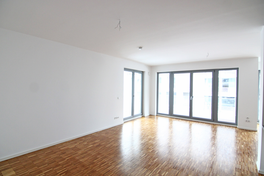 Erstbezug nach Totalmodernisierung: Prächtige, WG-geeignete Altbauwohnung in der Barfusstraße! - Photo 3