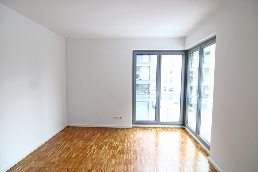 Erstbezug nach Totalmodernisierung: Prächtige, WG-geeignete Altbauwohnung in der Barfusstraße! - Photo 3