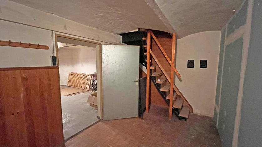 Lager (Raum 1)