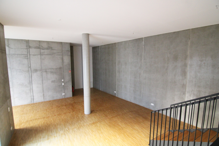 Großer Raum im Industrial Look