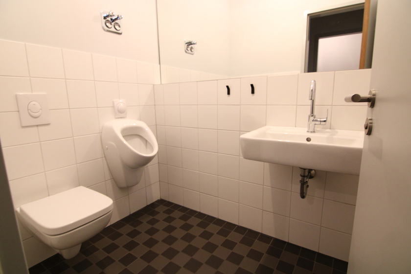 2 separate WC-Anlagen
