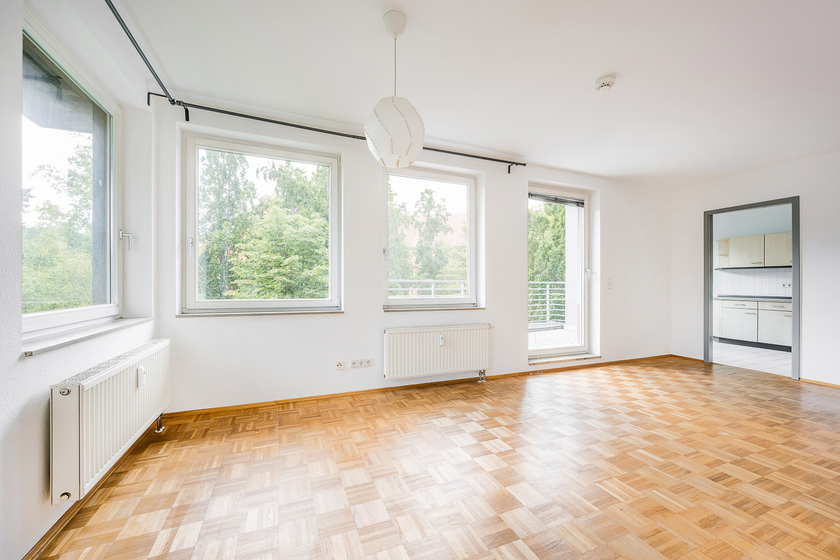 Lichterfülltes Wohnzimmer