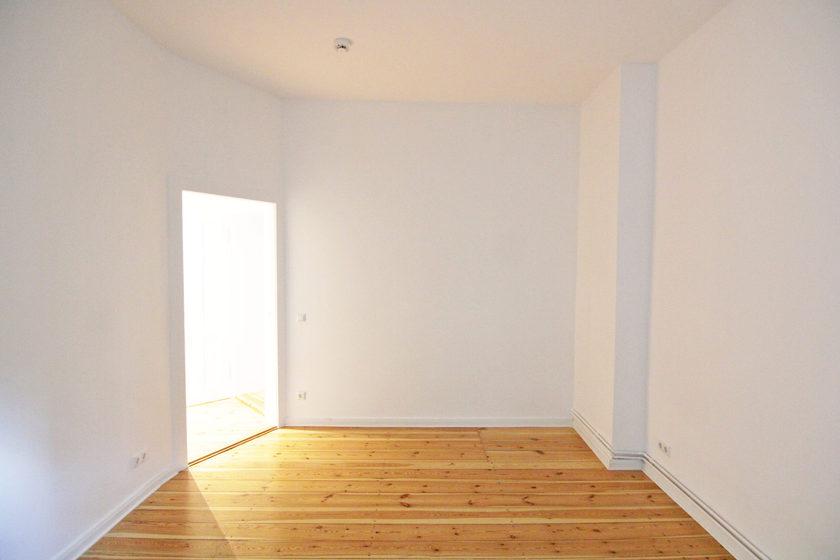 Geräumiges Zimmer zum Hof