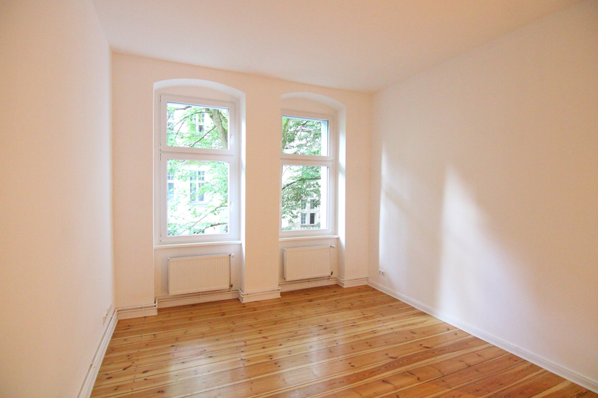 Geräumiges Zimmer zum Hof