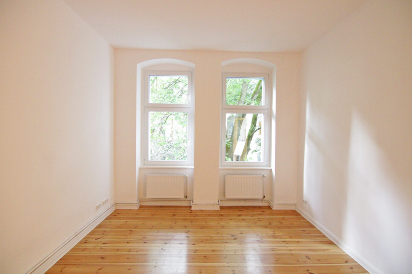 Geräumiges Zimmer zum Hof