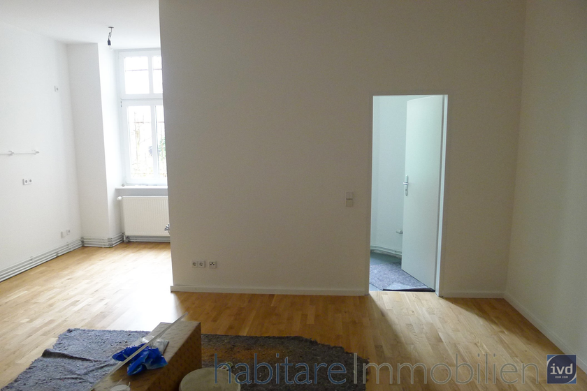 Kleines Wohnglück mit Stil, Balkon und Aufzug - Erstbezug nach Totalmodernisierung, Barfusstraße! - Foto 1