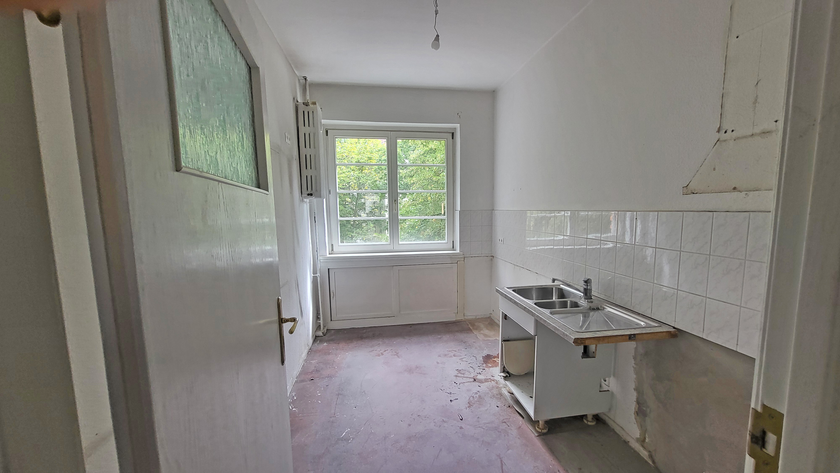 Kleines Wohnglück mit Stil, Balkon und Aufzug - Erstbezug nach Totalmodernisierung, Barfusstraße! - Foto 2