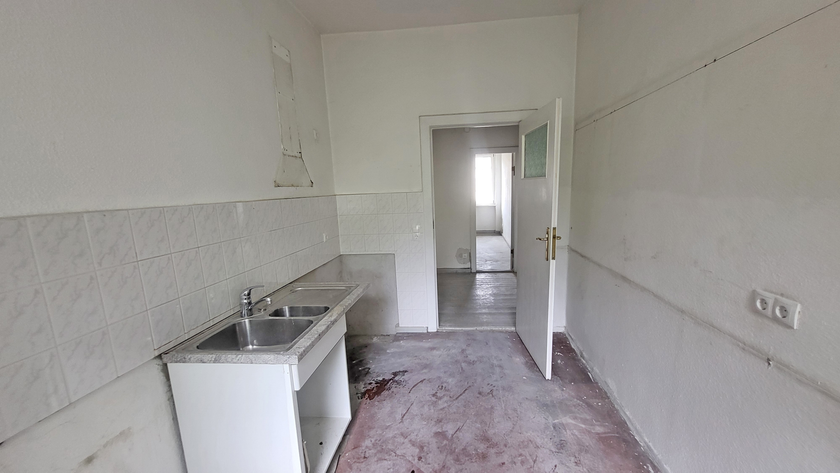 Kleines Wohnglück mit Stil, Balkon und Aufzug - Erstbezug nach Totalmodernisierung, Barfusstraße! - Foto 1