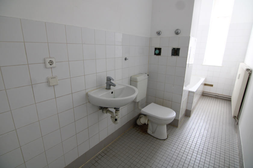 Tolle Altbauwohnung im Zweitbezug nach Komplettmodernisierung, helles 4.OG, Toplage Stephanstraße! - Photo 5