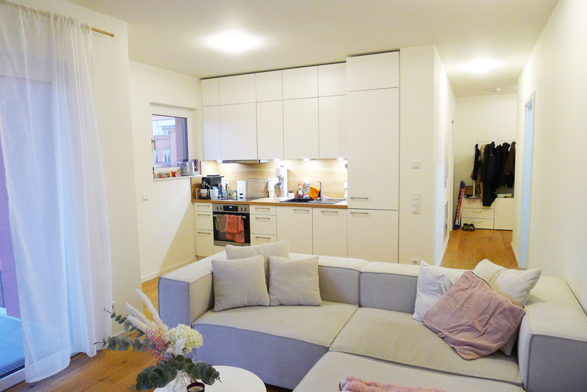 Atmosphärischer Altbauklassiker mit Dielen und EBK - tolle Lage Radickestraße! - Photo 1