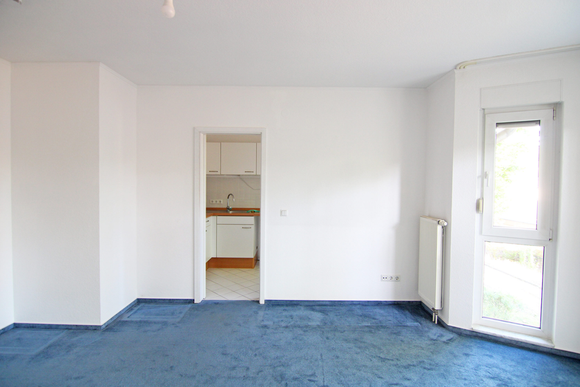 Geräumiges, helles Wohnzimmer