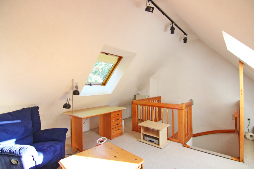 Schlafzimmer im DG (4. Zimmer) Schlafzimmer im DG (4. Zimmer)