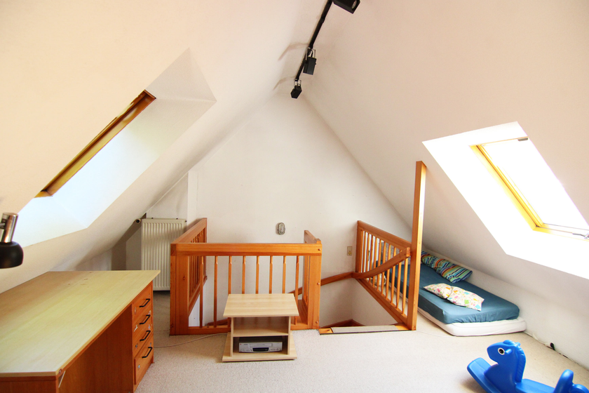 Schlafzimmer im DG (4. Zimmer) Schlafzimmer im DG (4. Zimmer)