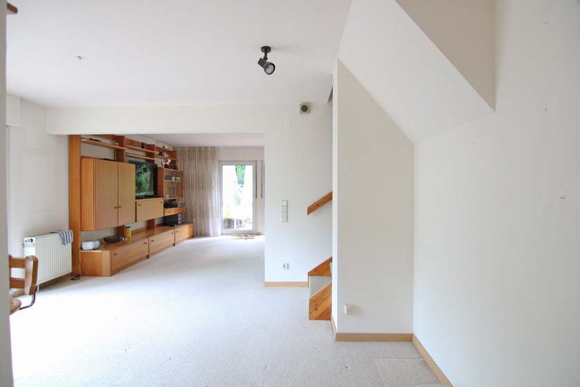 Wohnbereich (Zimmer 1) Wohnbereich (Zimmer 1)