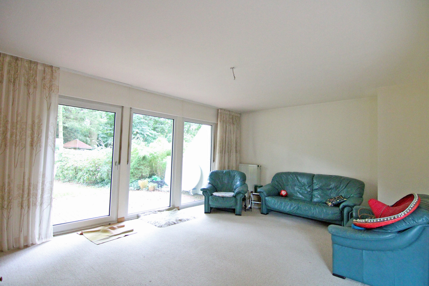 Wohnbereich (Zimmer 1) Wohnbereich (Zimmer 1)