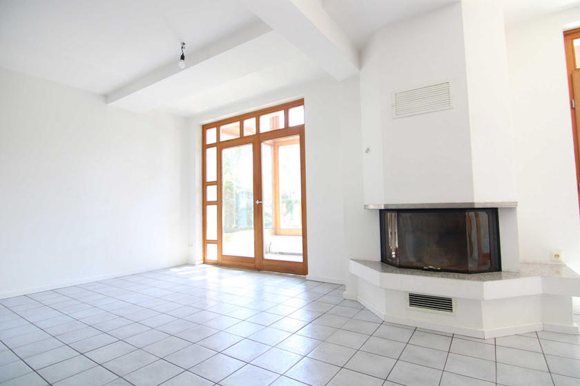 Wohnzimmer mit Kamin Wohnzimmer mit Kamin