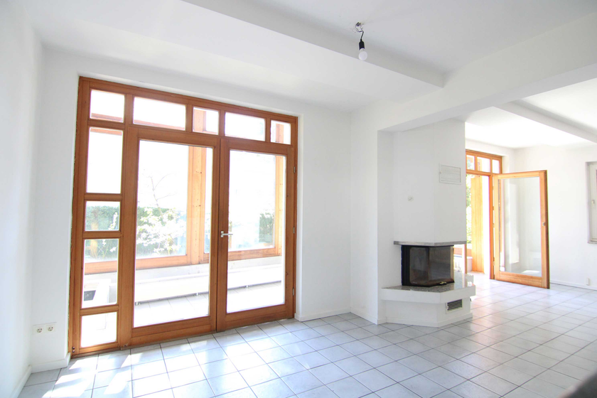 Wohnzimmer mit Kamin Wohnzimmer mit Kamin