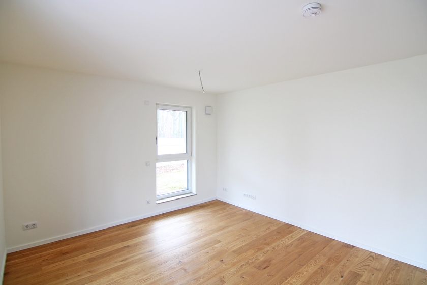 Geräumiges Wohnzimmer