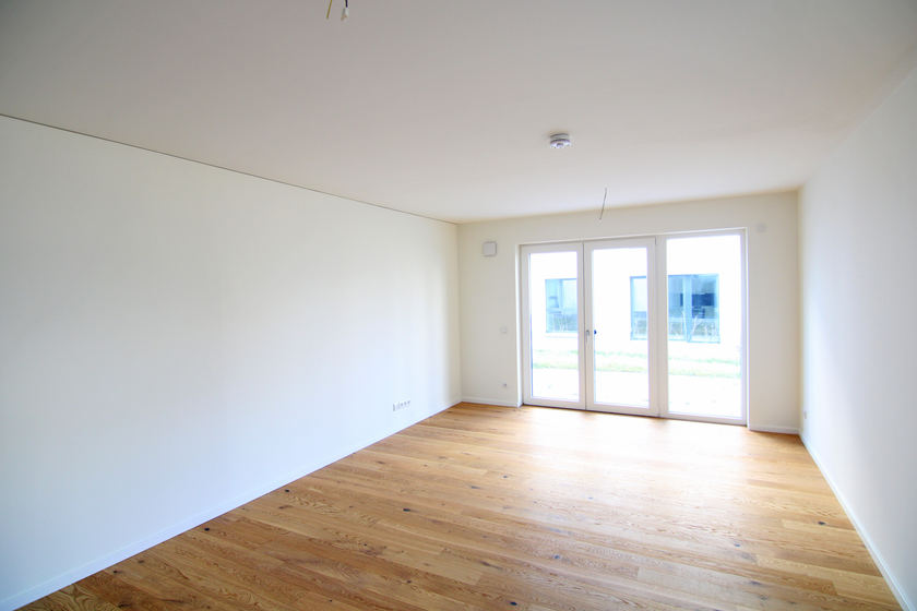 Atmosphärischer Altbauklassiker mit Dielen und EBK - tolle Lage Radickestraße! - Foto 2