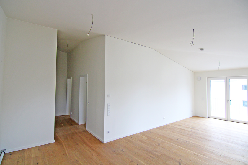Geräumiges Wohnzimmer Geräumiges Wohnzimmer