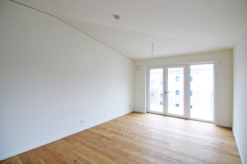 Geräumiges Wohnzimmer