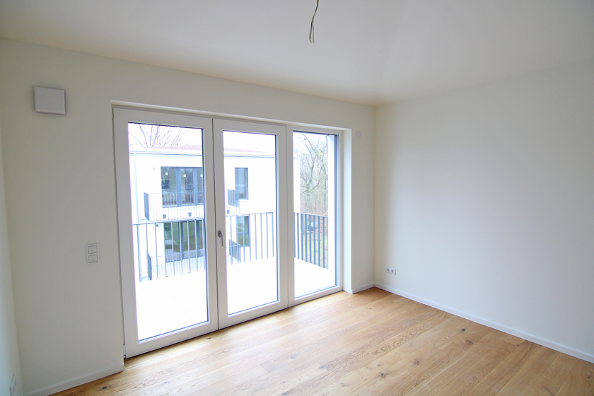 Geräumiges Wohnzimmer