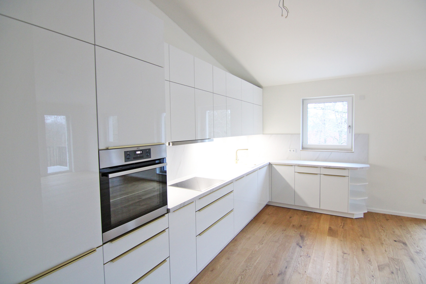 Küche mit toller EBK