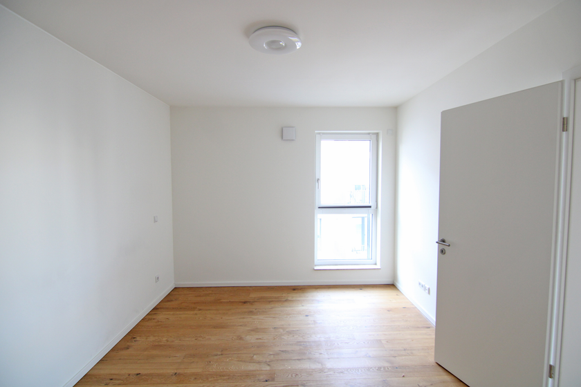 Modernisierte Komfortwohnung mit Parkett und Wannenbad - beliebte Karl-Kunger-Straße! - Photo 4