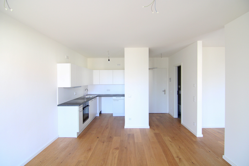 Tolle Altbauwohnung mit Dielenböden - ruhige Lage am Wehneltsteig, mit Renovierungsbedarf - Photo 4