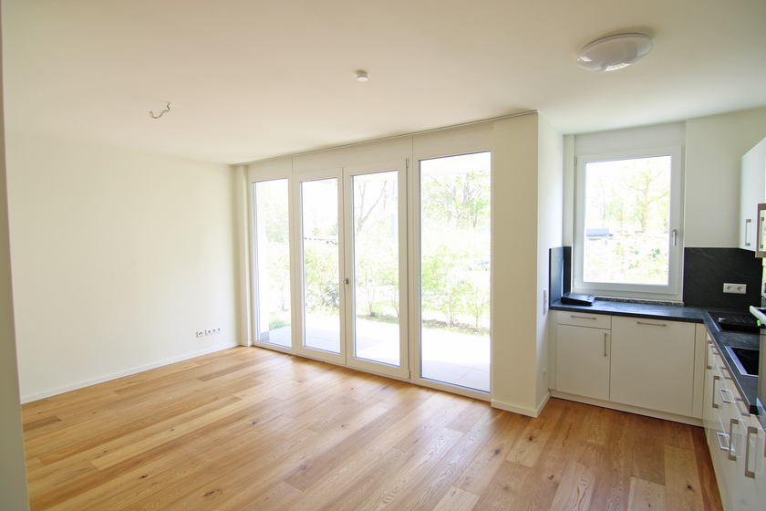 Kleines Wohnglück mit Stil, Balkon und Aufzug - Erstbezug nach Totalmodernisierung, Barfusstraße! - Foto 1
