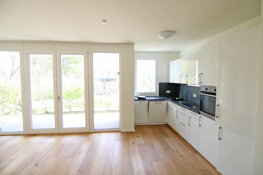 Kleines Wohnglück mit Stil, Balkon und Aufzug - Erstbezug nach Totalmodernisierung, Barfusstraße! - Foto 3