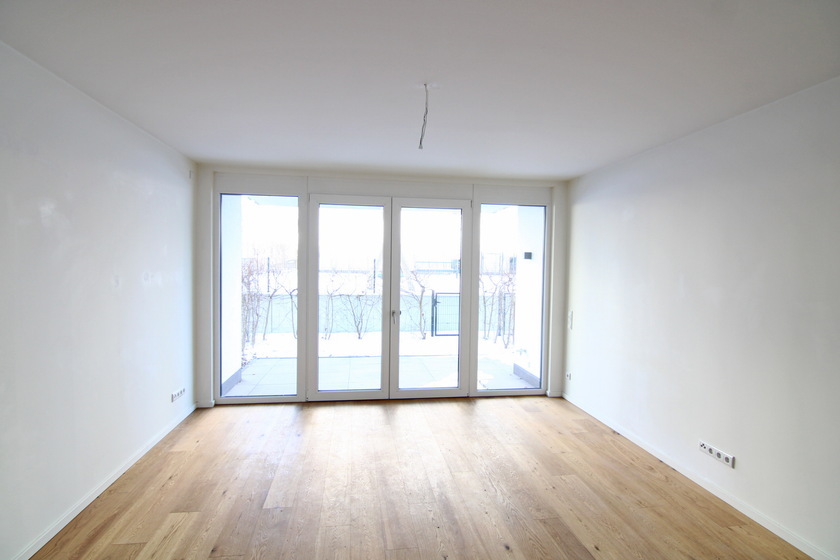 Geräumiges Wohnzimmer