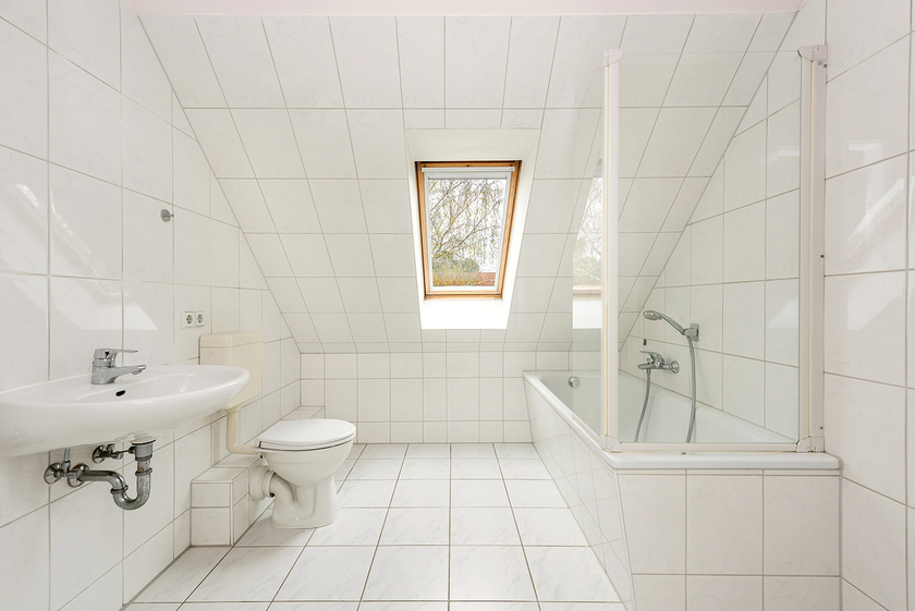 Wannenbad mit Fenster