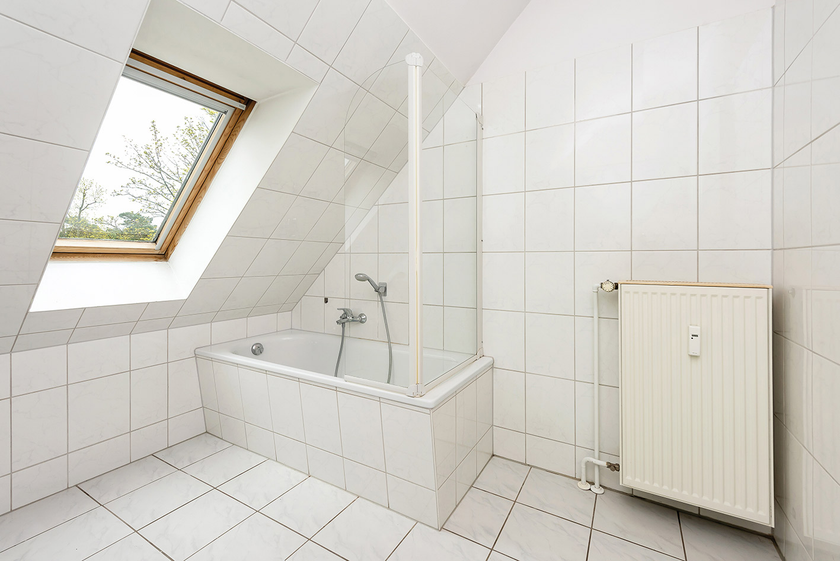 Wannenbad mit Fenster