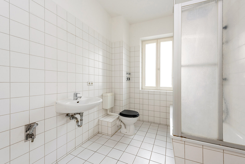 Wannenbad mit Fenster