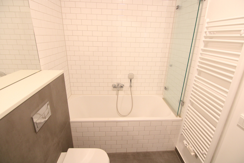 Schickes Bad (1 von 2)