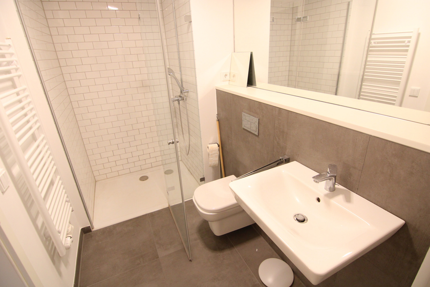 Schickes Bad (2 von 2)